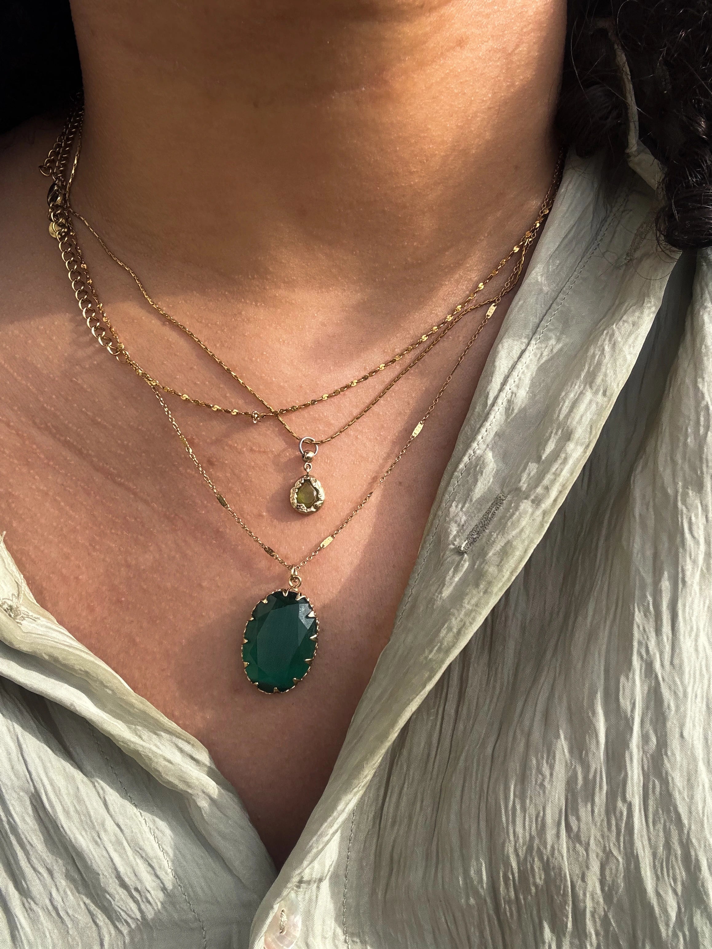 Model draagt de Fiore de ketting